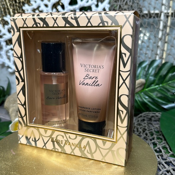 NIB Victoria’s Secret BARE VANILLA Fine Fragrance Mist & Lotion Duo Set - Picture 3 of 4